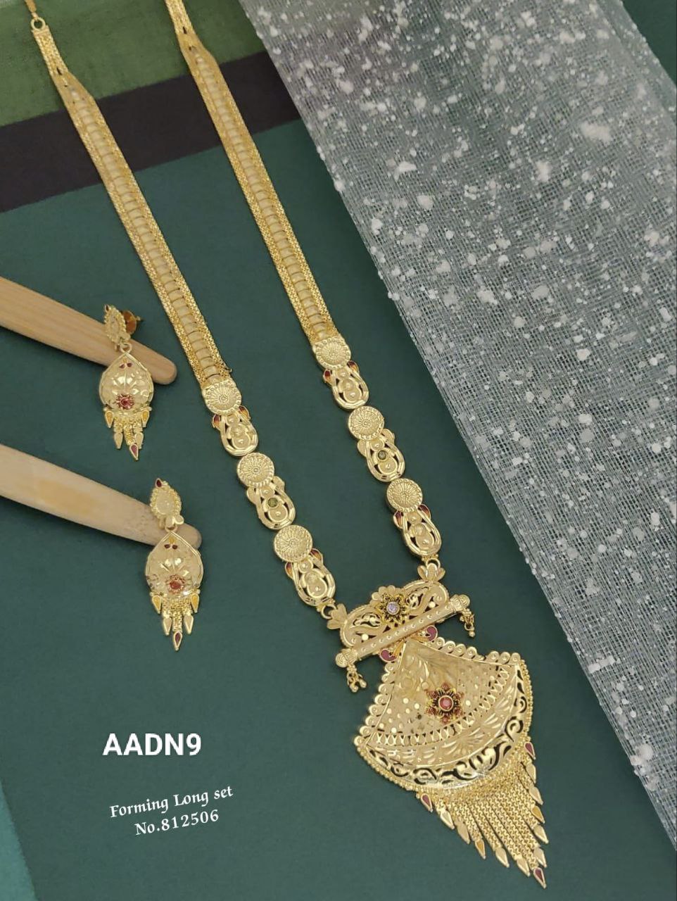 AADN9 Women-Forming-Necklace set