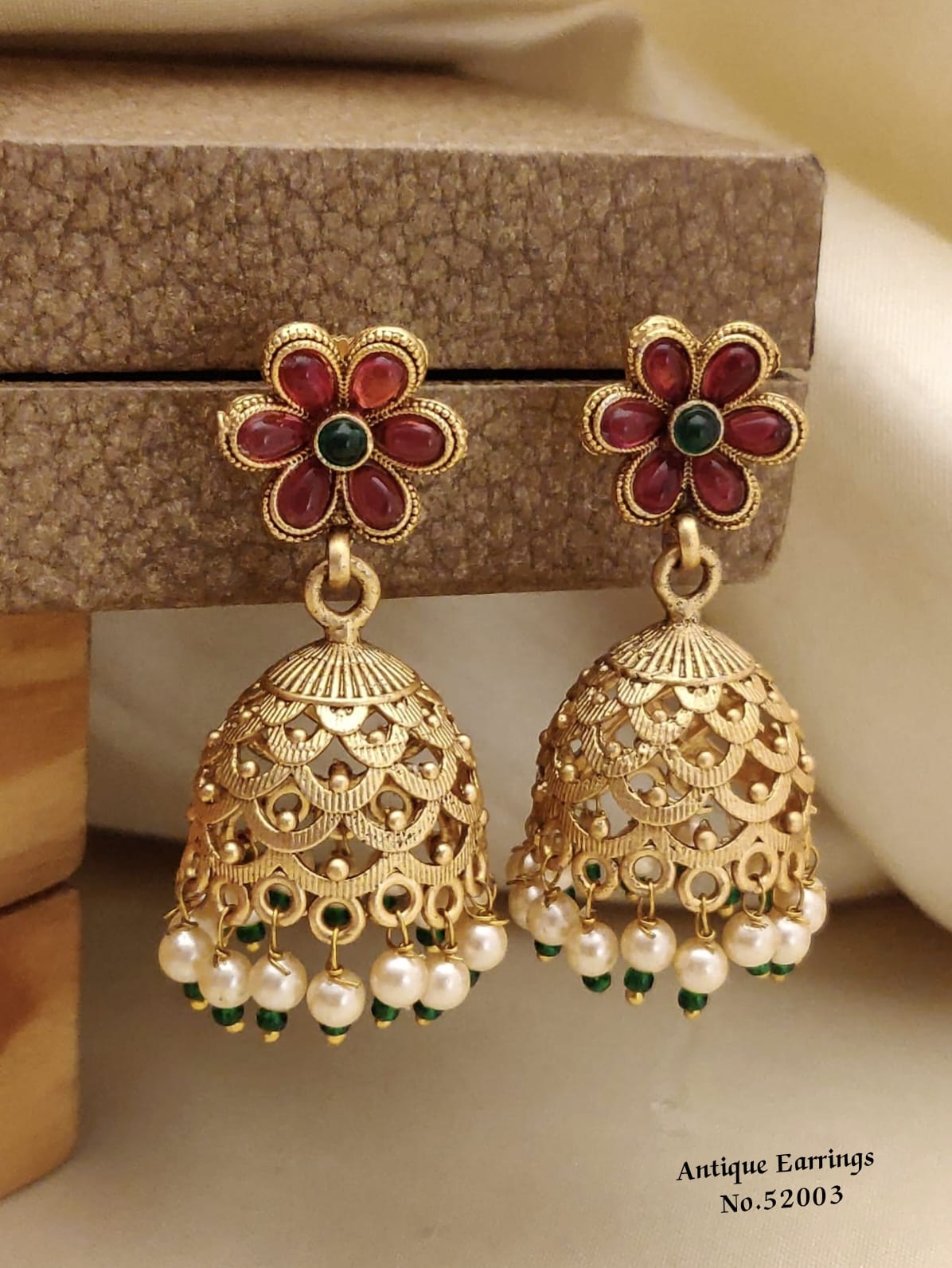 Women-Earrings