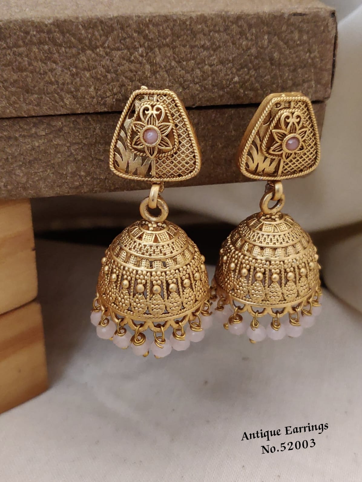 Women-Earrings