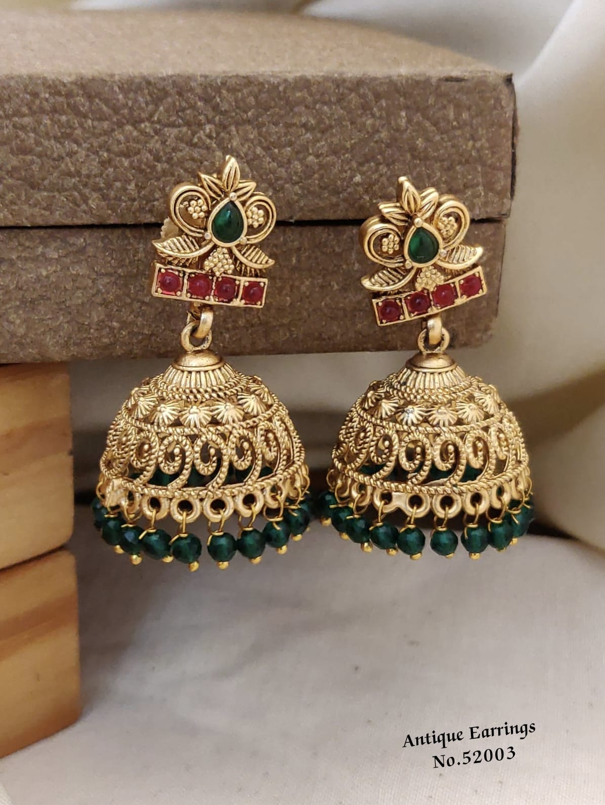 Women-Earrings