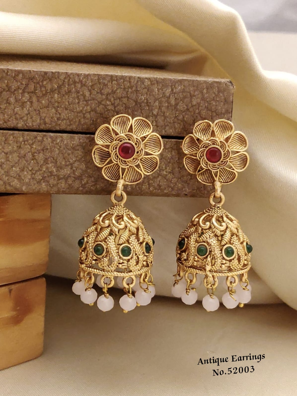 Women-Earrings